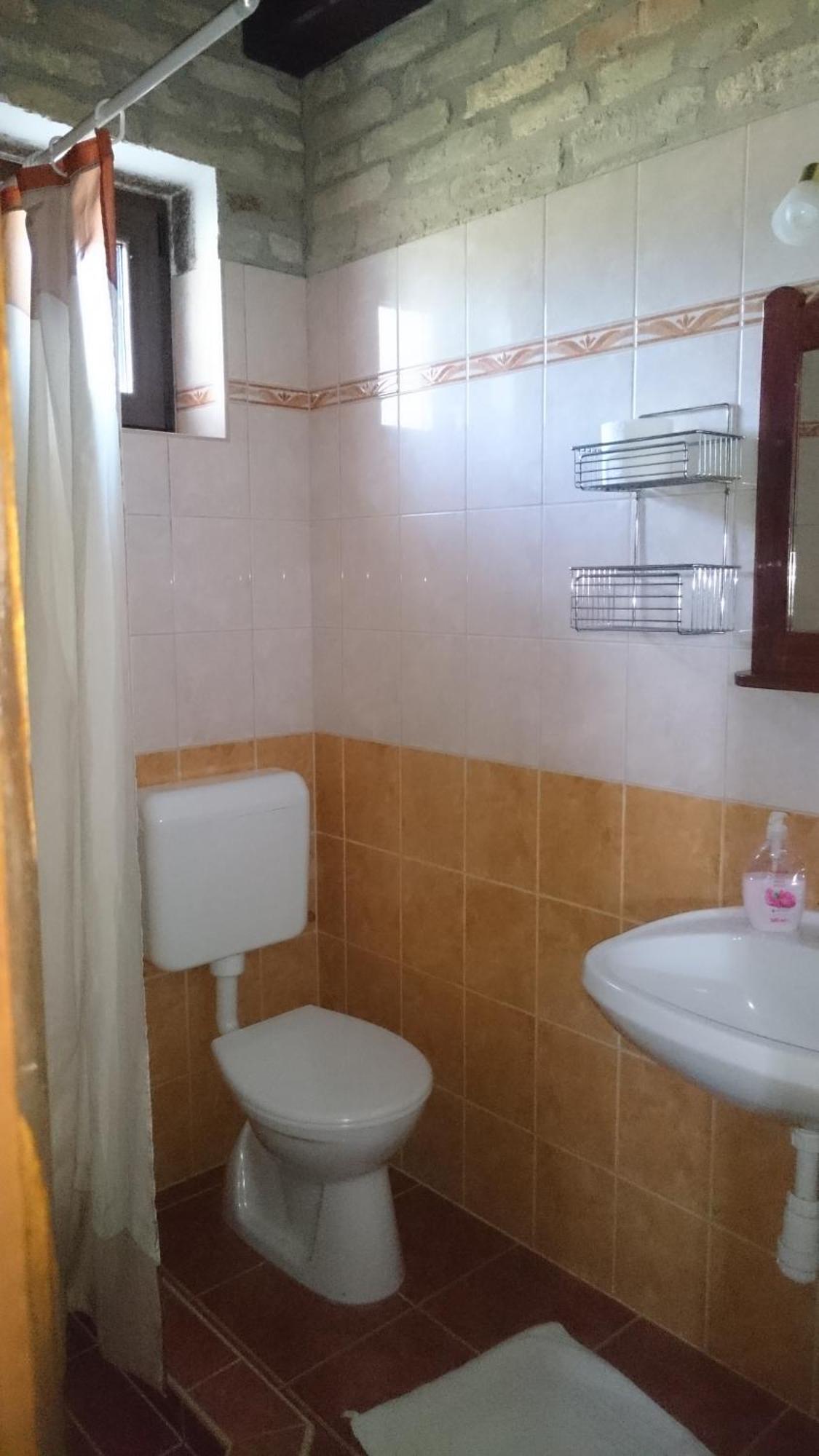 Hajoskert Vendeghaz Hotel Gönyů Cameră foto